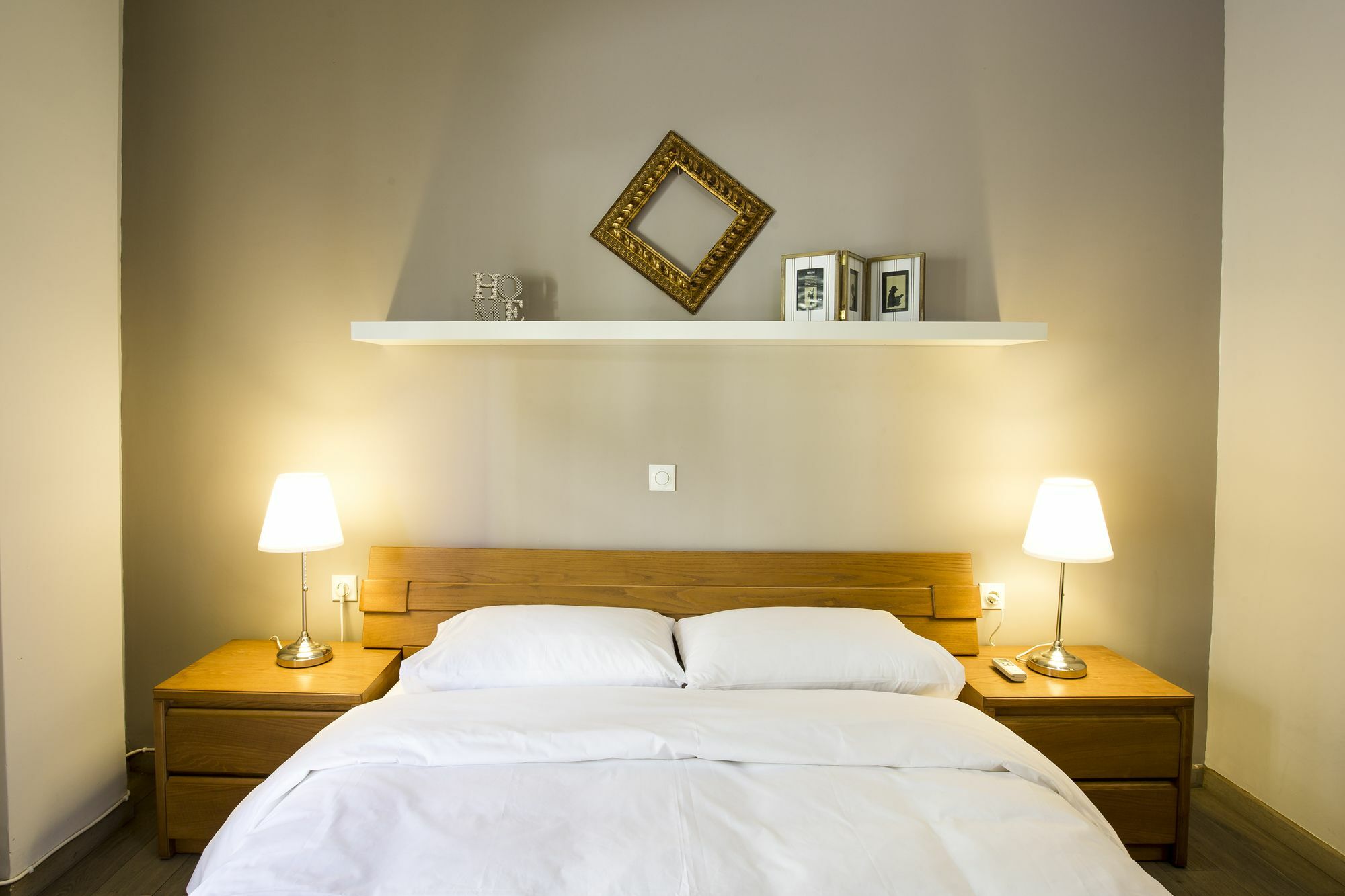 Kerameikos Boutique Athens Luxurious Apartments Esterno foto